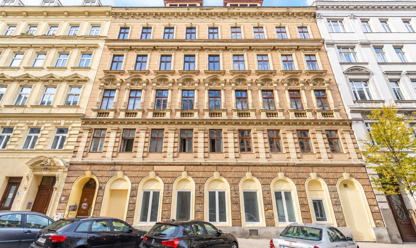 Modern sanierte 2-Zimmer-Wohnung in ruhiger Innenhoflage in Landstraße